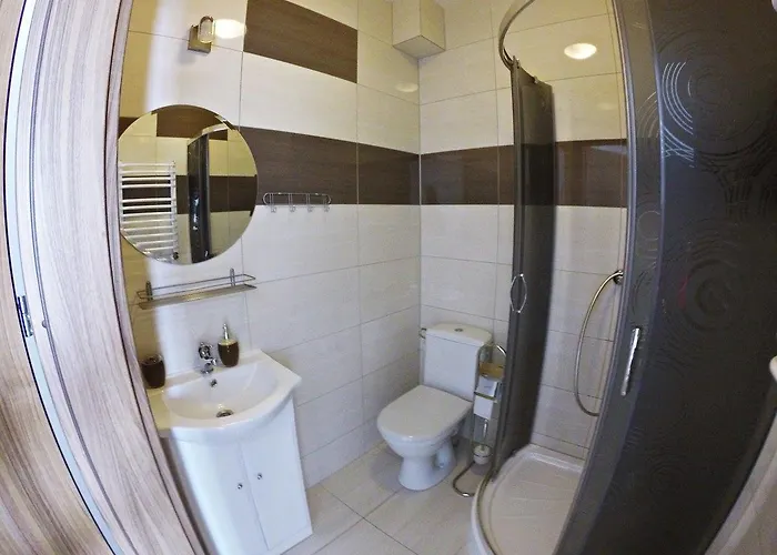 Goscinne Coloseum * 莱鲍