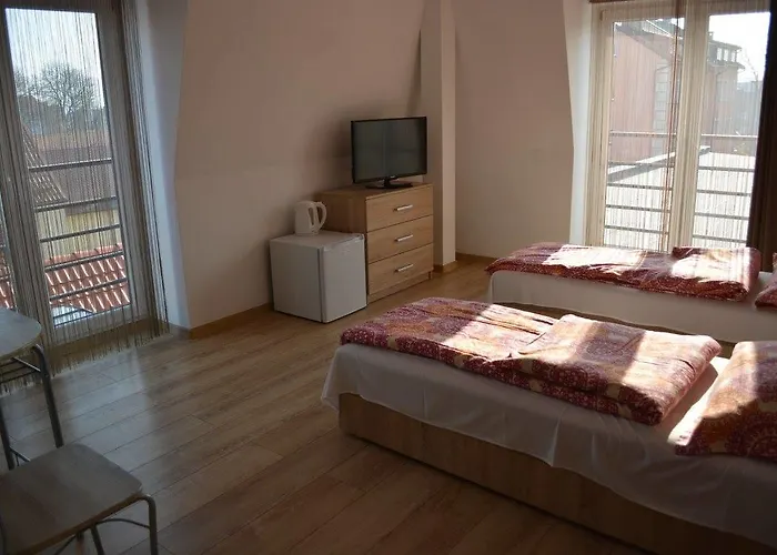 Goscinne Coloseum * 莱鲍